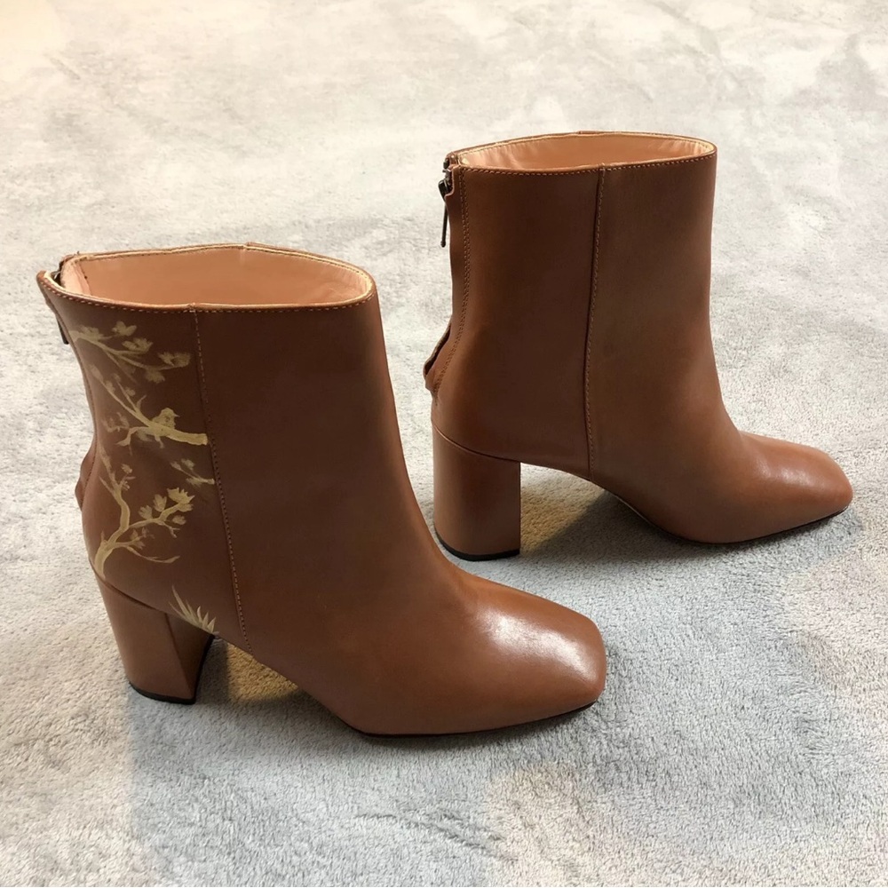 J Crew Leather Block Heel Ankle Boot Style AQ745 Womens Size 8 Brown MINT $248